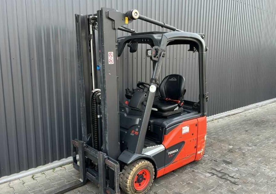 Linde E15-02 - Carretilla elevadora eléctrica: foto 1 Linde E15-02 - Carretilla elevadora eléctrica: foto 1