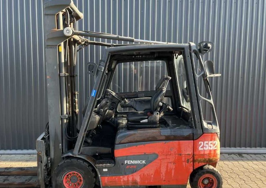 Linde E25-01 - Carretilla elevadora eléctrica: foto 2 Linde E25-01 - Carretilla elevadora eléctrica: foto 2