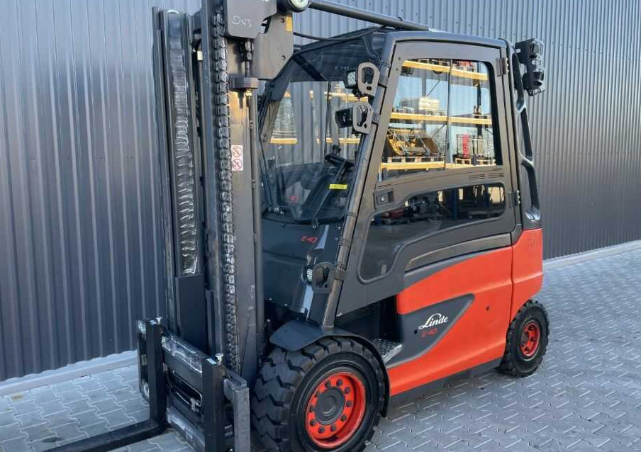 Linde E40H-01/600 - Carretilla elevadora eléctrica: foto 2 Linde E40H-01/600 - Carretilla elevadora eléctrica: foto 2