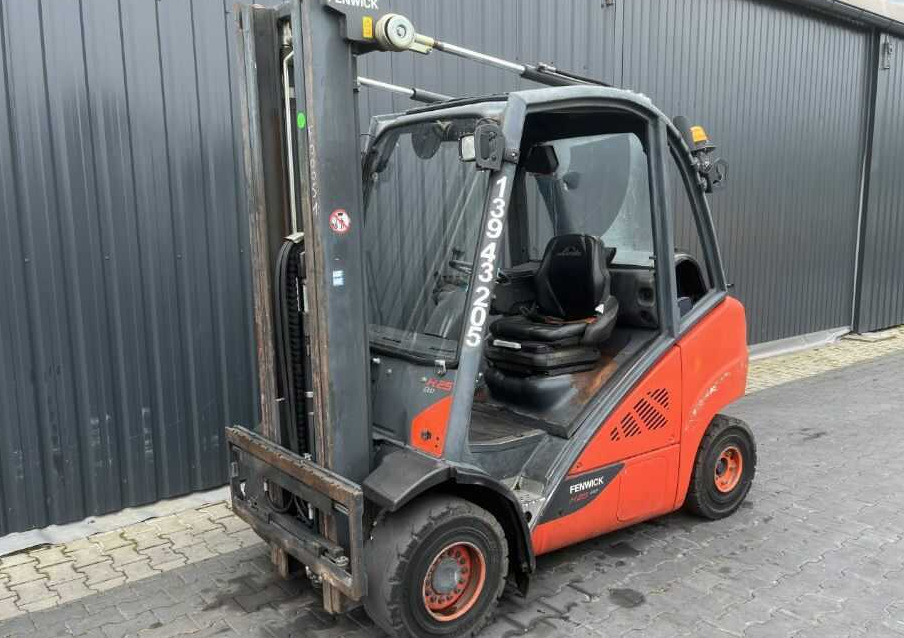 Linde H25T-02 - Carretilla elevadora de gas: foto 1 Linde H25T-02 - Carretilla elevadora de gas: foto 1