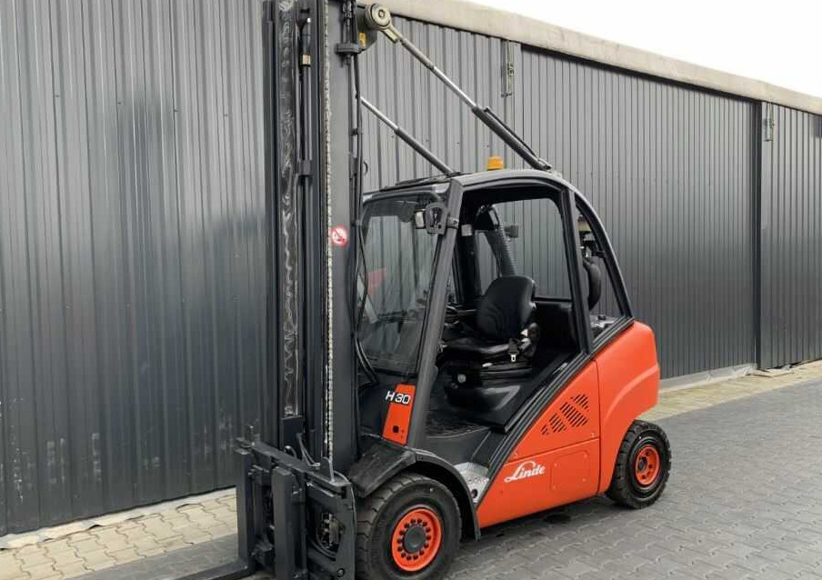 Linde H30D-01 - Carretilla elevadora diésel: foto 3 Linde H30D-01 - Carretilla elevadora diésel: foto 3