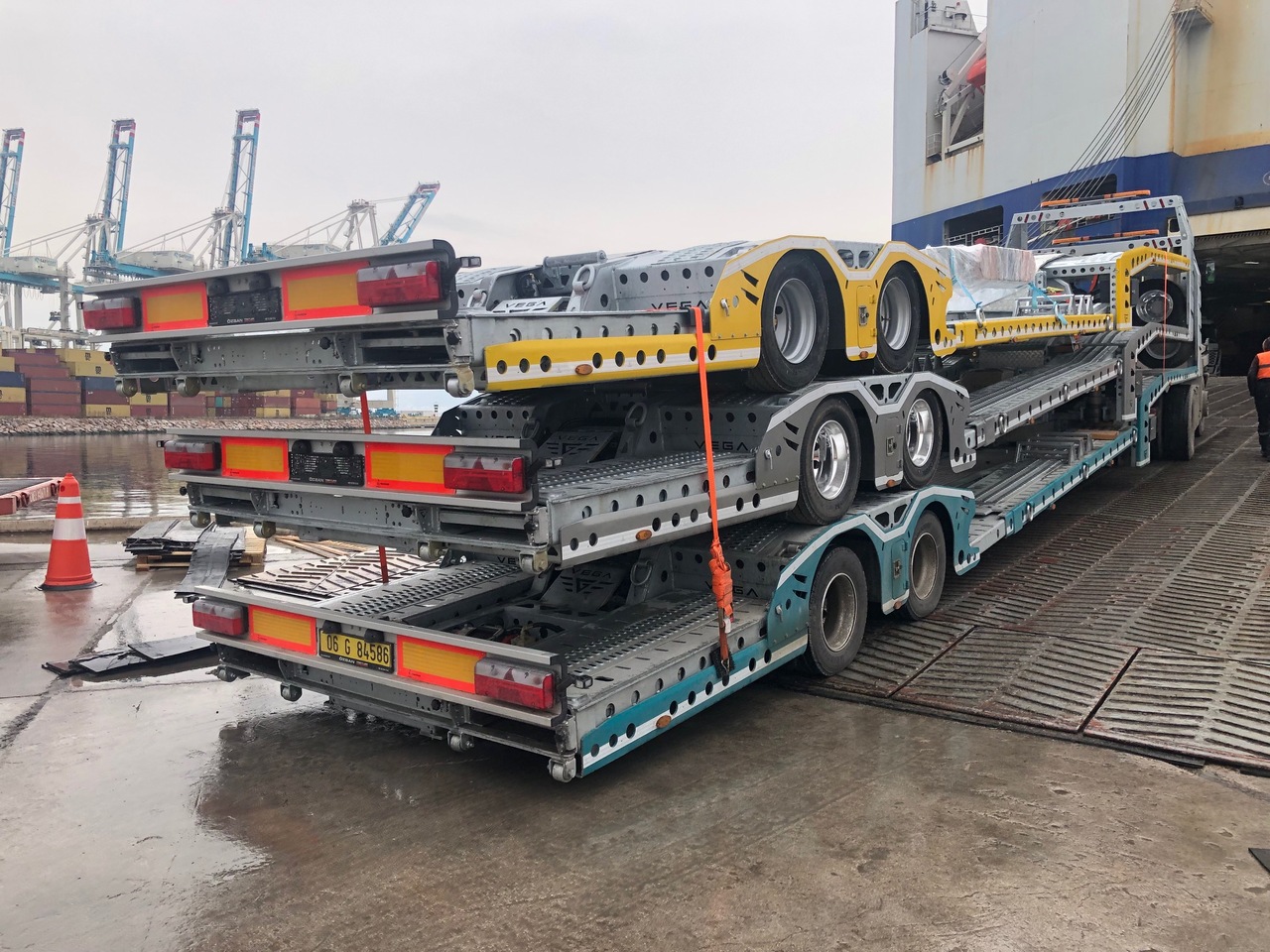 Portavehículos semirremolque para transporte de equipos pesados nuevo VEGA-S (2 AXLE TRUCK CARRIER): foto 11 Portavehículos semirremolque para transporte de equipos pesados nuevo VEGA-S (2 AXLE TRUCK CARRIER): foto 11