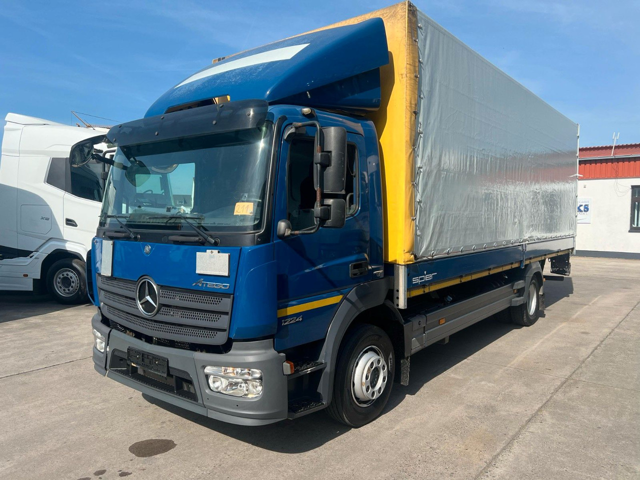 Mercedes-Benz ATEGO 1224 * PR. PL. * LBW 1,5t * KLIMA *KAMERA* - Camión lona: foto 1 Mercedes-Benz ATEGO 1224 * PR. PL. * LBW 1,5t * KLIMA *KAMERA* - Camión lona: foto 1