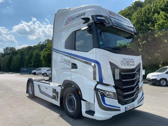Iveco S-Way AS440S50T/P Euro6 Intarder Klima Navi ZV - Cabeza tractora: foto 2 Iveco S-Way AS440S50T/P Euro6 Intarder Klima Navi ZV - Cabeza tractora: foto 2