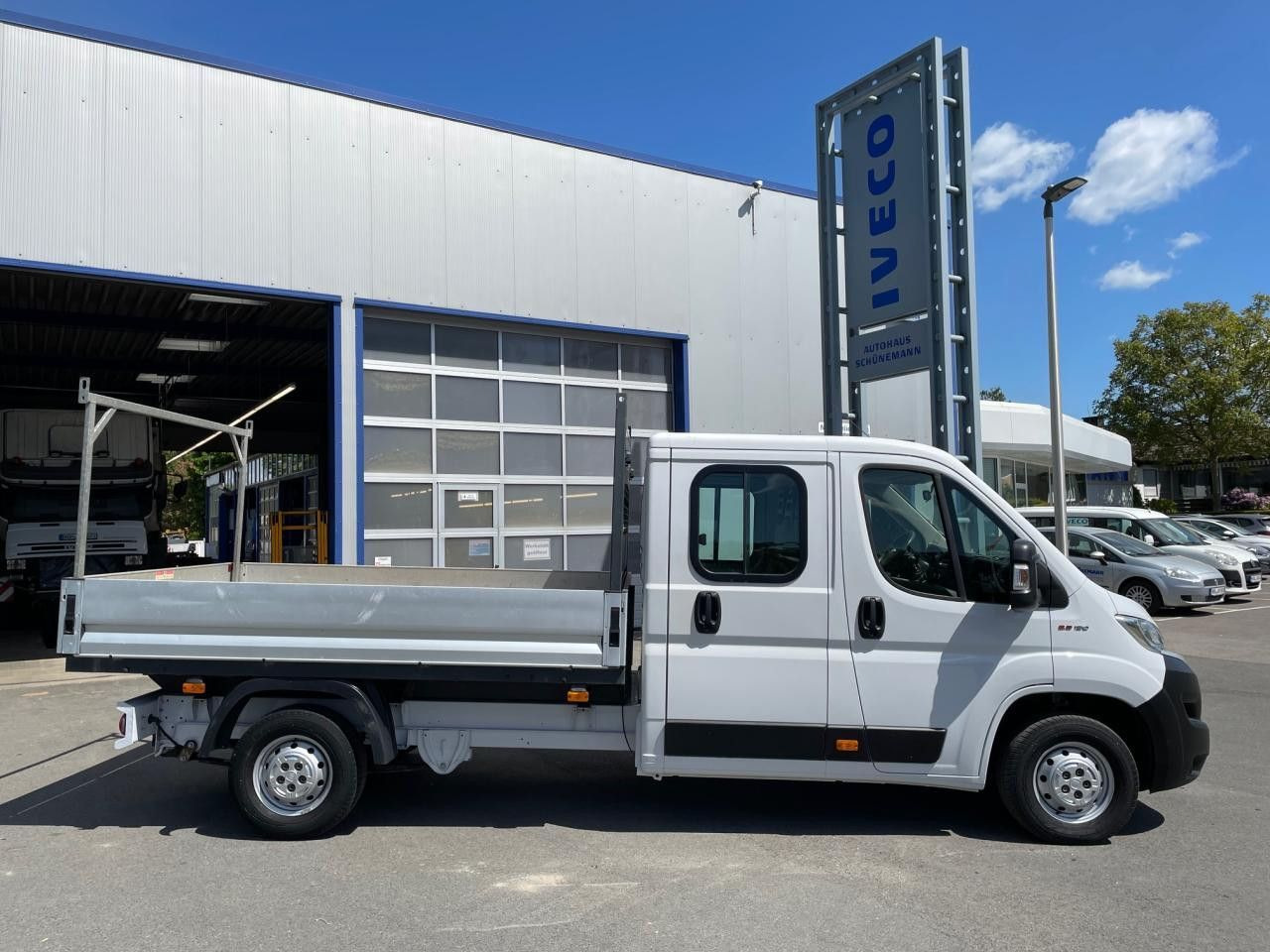 Fiat Ducato 35 130 M-Jet Euro6 AHK ZV - Caja abierta furgoneta: foto 3 Fiat Ducato 35 130 M-Jet Euro6 AHK ZV - Caja abierta furgoneta: foto 3