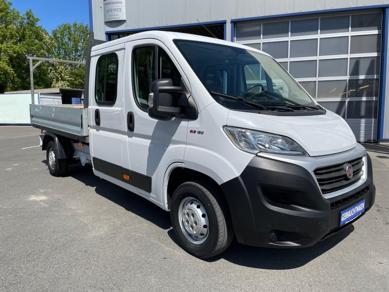 Fiat Ducato 35 130 M-Jet Euro6 AHK ZV - Caja abierta furgoneta: foto 1 Fiat Ducato 35 130 M-Jet Euro6 AHK ZV - Caja abierta furgoneta: foto 1