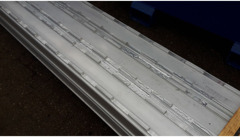 Aluminium rijplanken - Rampa de carga: foto 3 Aluminium rijplanken - Rampa de carga: foto 3
