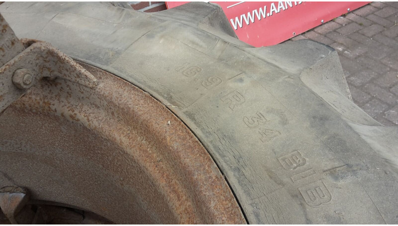 Dubbellucht 34 inch - Neumáticos y llantas: foto 3 Dubbellucht 34 inch - Neumáticos y llantas: foto 3