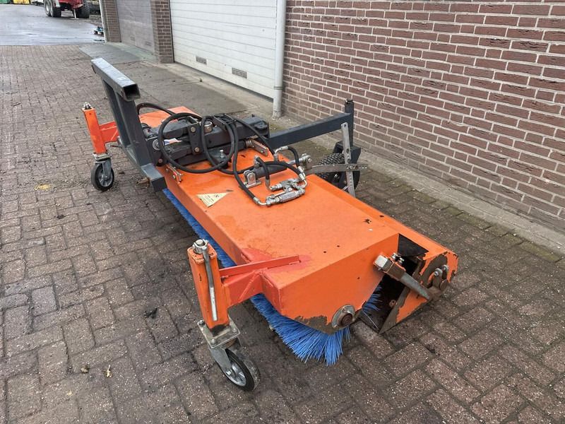 Tuchel - Barredora cucharón: foto 3 Tuchel - Barredora cucharón: foto 3