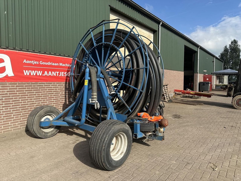 Haspel met eigen pomp - Gebruikt - Pulverizador suspendido: foto 3 Haspel met eigen pomp - Gebruikt - Pulverizador suspendido: foto 3