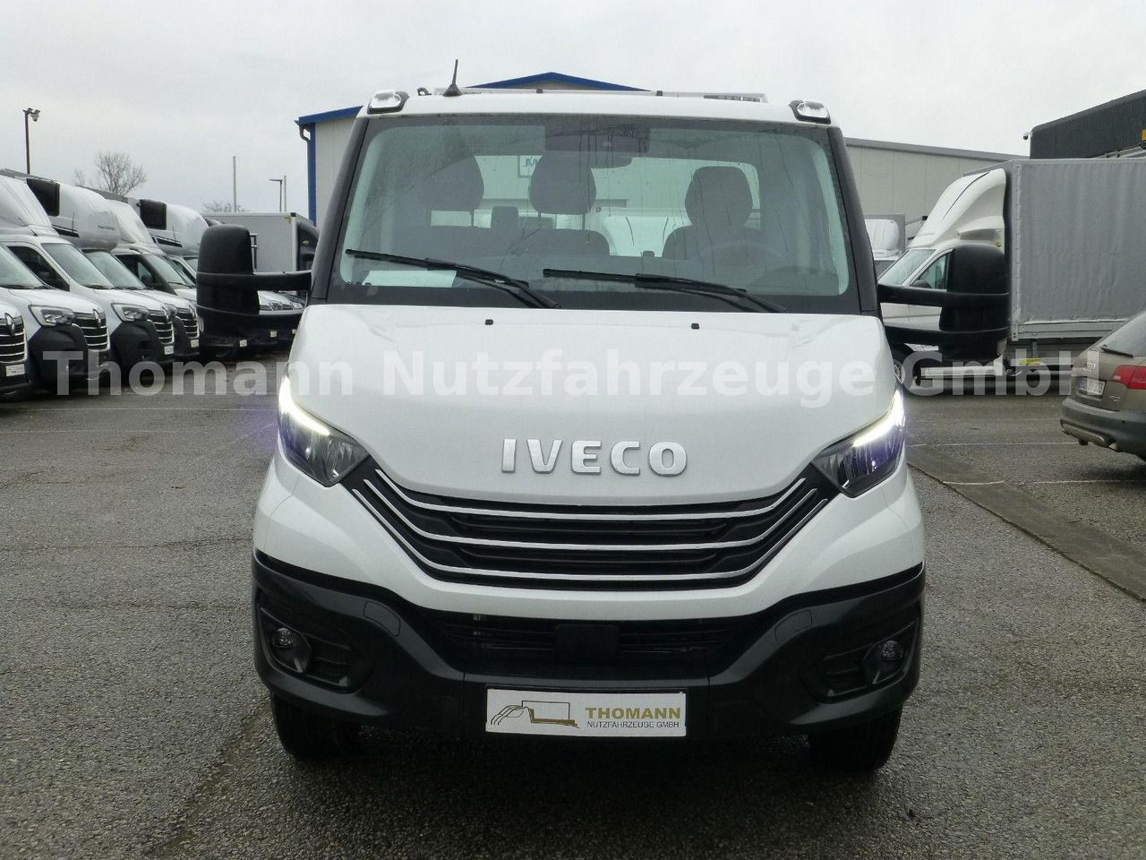 Iveco DAILY 70C18 Festplateau Alu Premium Automatik Iveco DAILY 70C18 Festplateau Alu Premium - Grua de remolque autos, Vehículo comercial ligero: foto 3 Iveco DAILY 70C18 Festplateau Alu Premium Automatik Iveco DAILY 70C18 Festplateau Alu Premium - Grua de remolque autos, Vehículo comercial ligero: foto 3