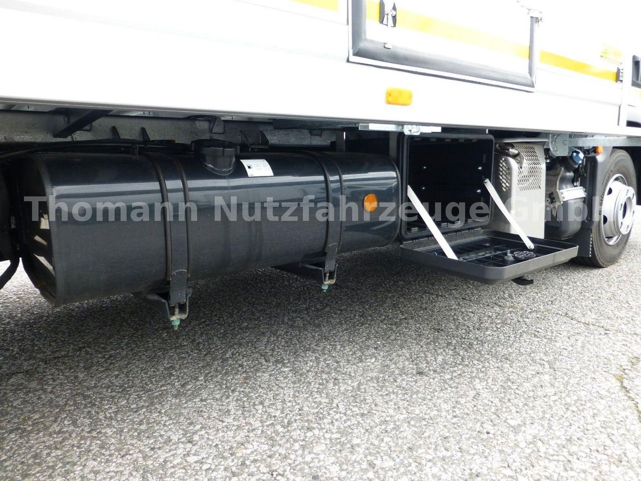Camión caja cerrada nuevo MAN TGL 12.220 4x2 BL CH Premium Koffer LBW MAN TGL 12.220 4x2 BL CH Premium Koffer LBW: foto 27 Camión caja cerrada nuevo MAN TGL 12.220 4x2 BL CH Premium Koffer LBW MAN TGL 12.220 4x2 BL CH Premium Koffer LBW: foto 27