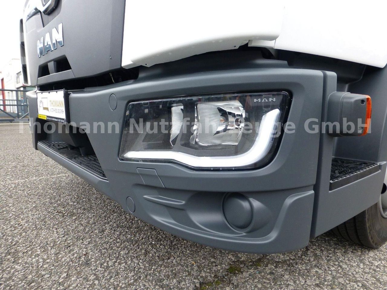 Camión caja cerrada nuevo MAN TGL 12.220 4x2 BL CH Premium Koffer LBW MAN TGL 12.220 4x2 BL CH Premium Koffer LBW: foto 16 Camión caja cerrada nuevo MAN TGL 12.220 4x2 BL CH Premium Koffer LBW MAN TGL 12.220 4x2 BL CH Premium Koffer LBW: foto 16
