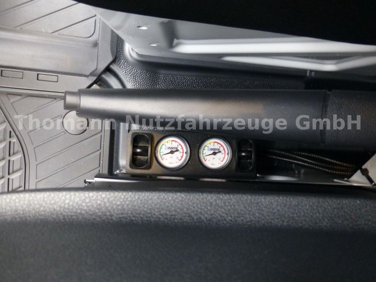 Frigorífico furgoneta nuevo Mercedes-Benz Sprinter 317 CDI Kühlkoffer Xarios 300 LBW: foto 26 Frigorífico furgoneta nuevo Mercedes-Benz Sprinter 317 CDI Kühlkoffer Xarios 300 LBW: foto 26