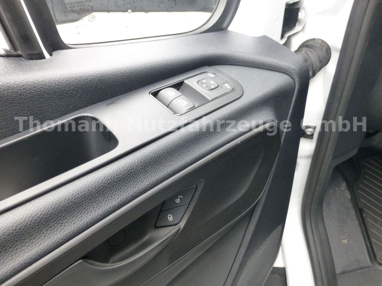 Frigorífico furgoneta nuevo Mercedes-Benz Sprinter 317 CDI Kühlkoffer Xarios 300 LBW: foto 27 Frigorífico furgoneta nuevo Mercedes-Benz Sprinter 317 CDI Kühlkoffer Xarios 300 LBW: foto 27