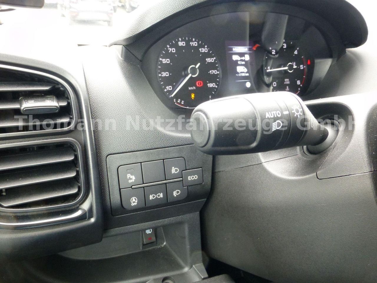 Frigorífico furgoneta nuevo Peugeot Boxer Kühlkastenwagen Carrier Xarios 300 GH Navi: foto 17 Frigorífico furgoneta nuevo Peugeot Boxer Kühlkastenwagen Carrier Xarios 300 GH Navi: foto 17