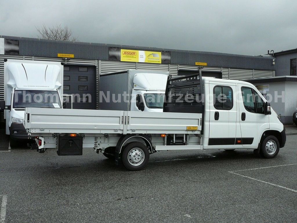 Caja abierta furgoneta, Furgoneta combi nuevo Peugeot Boxer Pritsche 7 Sitzer Klimaaut. Luftfederung: foto 25