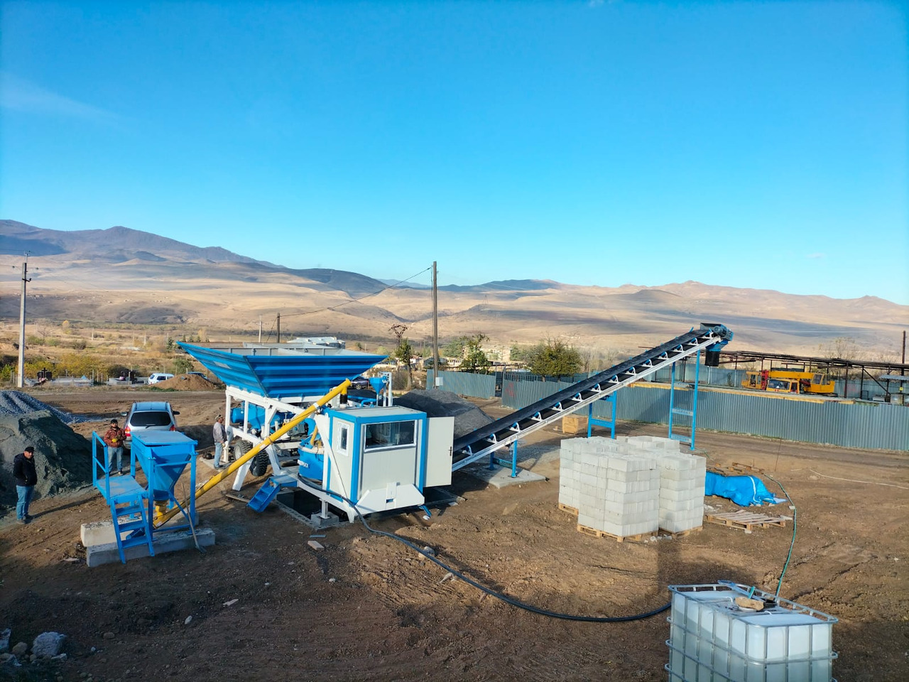 PROMAX MOBILE CONCRETE PLANT M35-PLNT (35M3/H) - Planta de hormigón: foto 1 PROMAX MOBILE CONCRETE PLANT M35-PLNT (35M3/H) - Planta de hormigón: foto 1