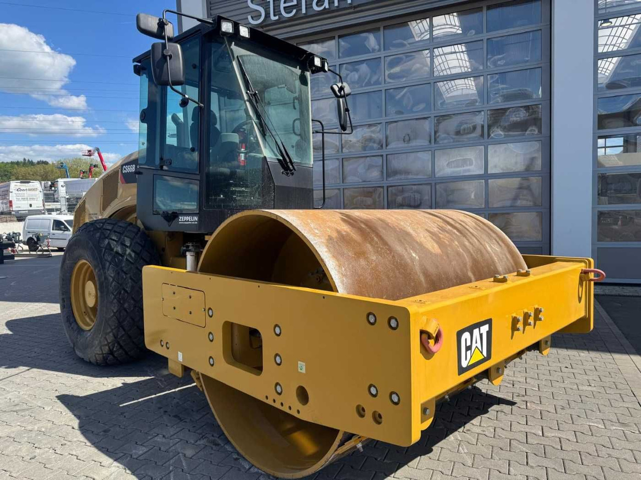 CAT CS66B / 2017 / nur 83h! / Klima / neuwertig! - Compactador: foto 2 CAT CS66B / 2017 / nur 83h! / Klima / neuwertig! - Compactador: foto 2
