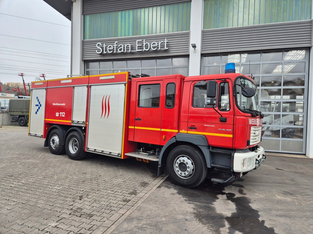 MAN FE 26.360 FNLC/L Feuerwehr Löschfahrzeug - Camión: foto 4 MAN FE 26.360 FNLC/L Feuerwehr Löschfahrzeug - Camión: foto 4