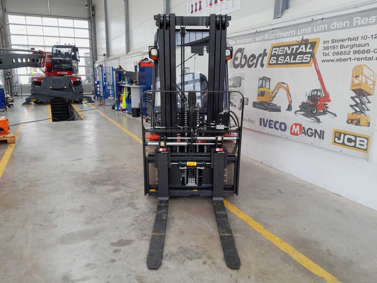 Carretilla elevadora eléctrica EP Equipment EFL353 / 3,5T / Triplex: 4,80m /ZVG: foto 8
