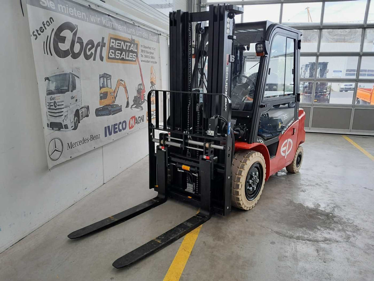 Carretilla elevadora eléctrica EP Equipment EFL353 / 3,5T / Triplex: 4,80m /ZVG: foto 7