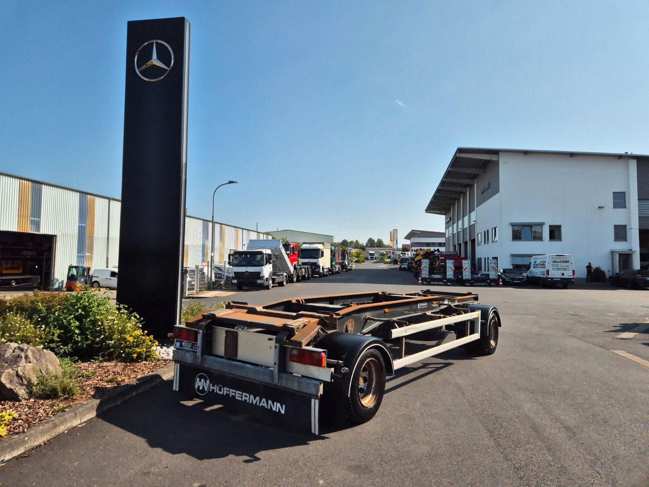 Hüffermann HSA 18.70 P BPW 14.582kg Nutzlast - Chasis remolque: foto 1 Hüffermann HSA 18.70 P BPW 14.582kg Nutzlast - Chasis remolque: foto 1