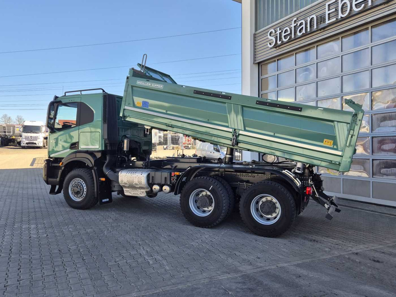 Iveco AT300X48Z HR OFF 6x6 Meiller-Kipper + Bordmatik - Volquete camión: foto 3 Iveco AT300X48Z HR OFF 6x6 Meiller-Kipper + Bordmatik - Volquete camión: foto 3