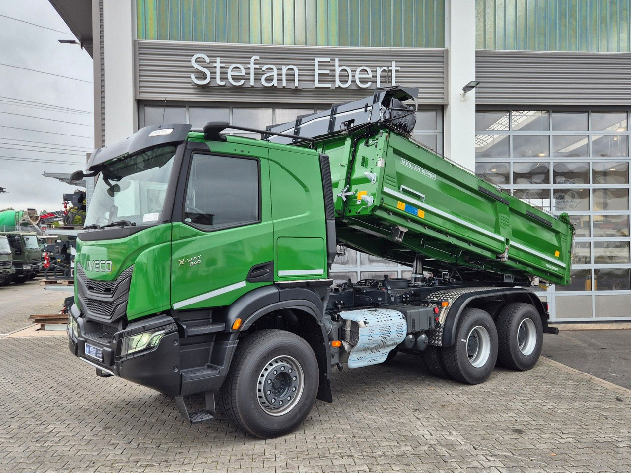 Iveco AT300X54Z HR OFF Bordmatik AHK Intarder - Volquete camión: foto 3 Iveco AT300X54Z HR OFF Bordmatik AHK Intarder - Volquete camión: foto 3