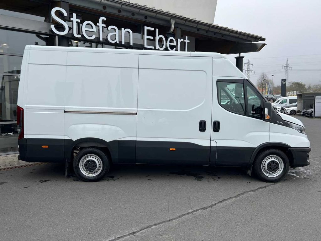 Iveco Daily 35 S 16 V *Klima*3.520mm* - Furgón: foto 2 Iveco Daily 35 S 16 V *Klima*3.520mm* - Furgón: foto 2