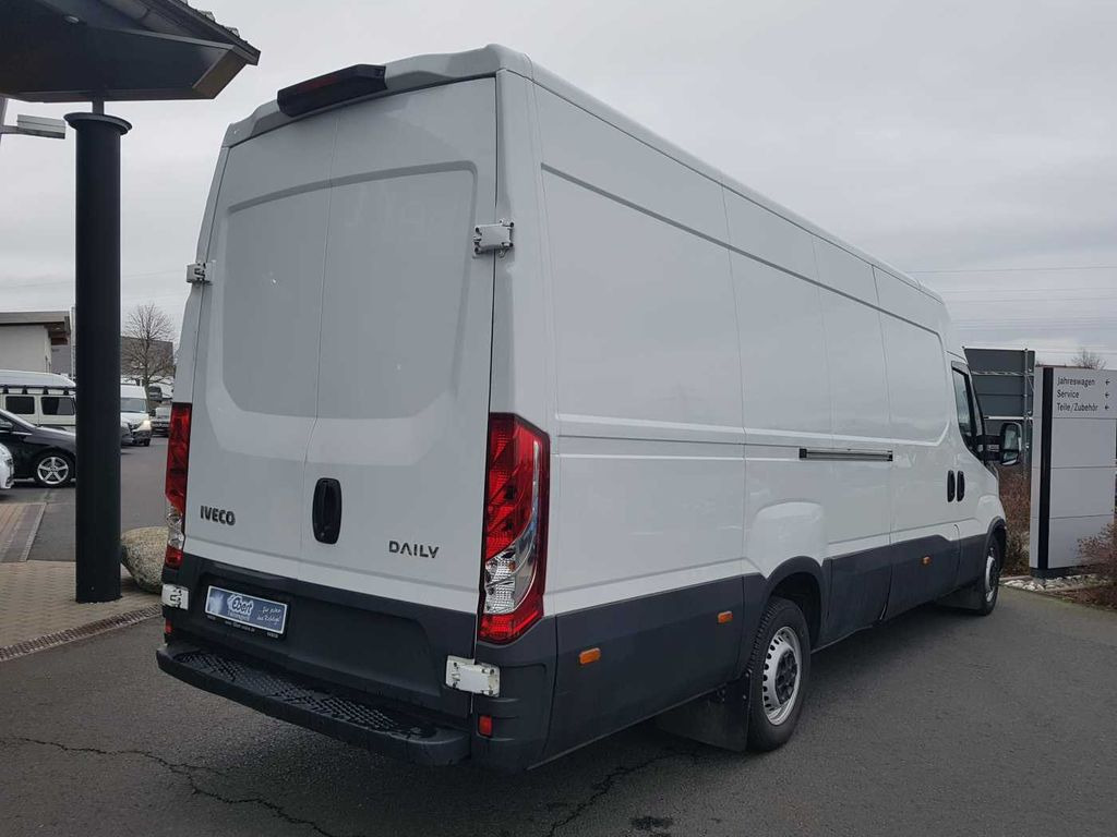 Iveco Daily 35 S 16 V *Klima*L4.100mm* - Furgón: foto 4 Iveco Daily 35 S 16 V *Klima*L4.100mm* - Furgón: foto 4