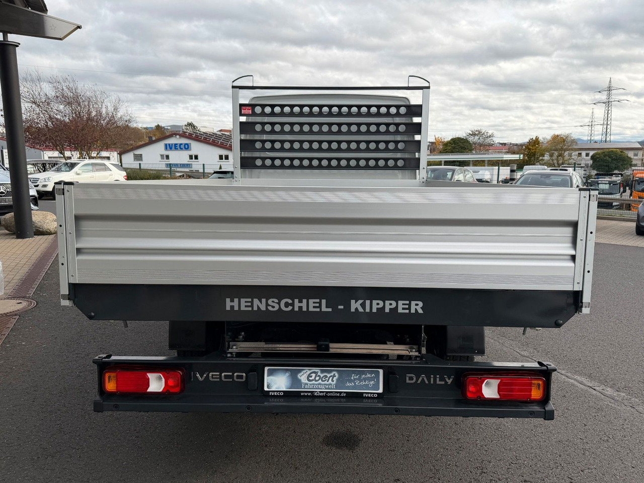 Iveco Daily 35S14 A8*R3.450mm*Automatik*Kamera*2Sitze* - Volquete furgoneta: foto 5 Iveco Daily 35S14 A8*R3.450mm*Automatik*Kamera*2Sitze* - Volquete furgoneta: foto 5