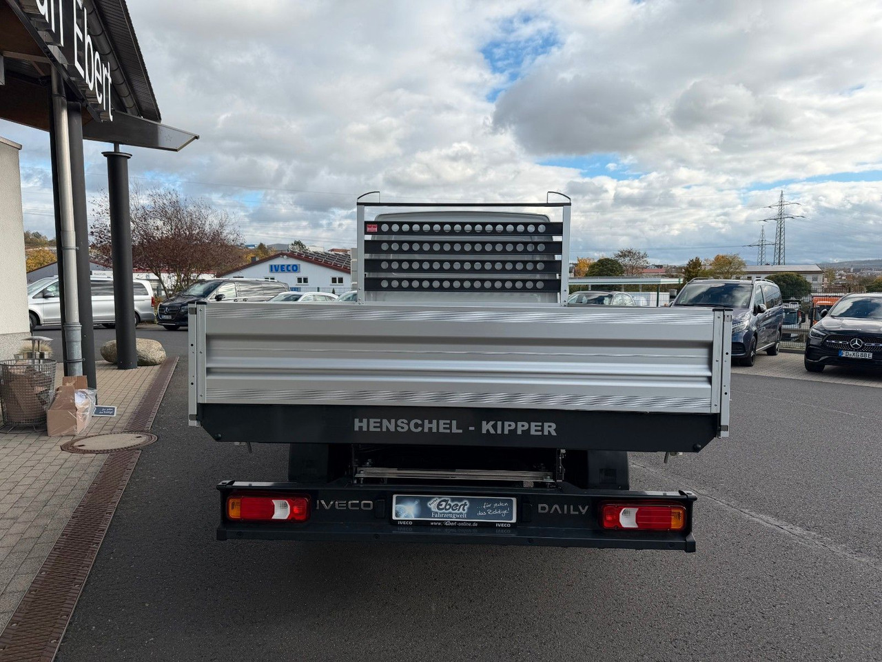 Iveco Daily 35S14 A8 *R3.450mm*Automatik*Klima* 4x - Volquete furgoneta: foto 5 Iveco Daily 35S14 A8 *R3.450mm*Automatik*Klima* 4x - Volquete furgoneta: foto 5