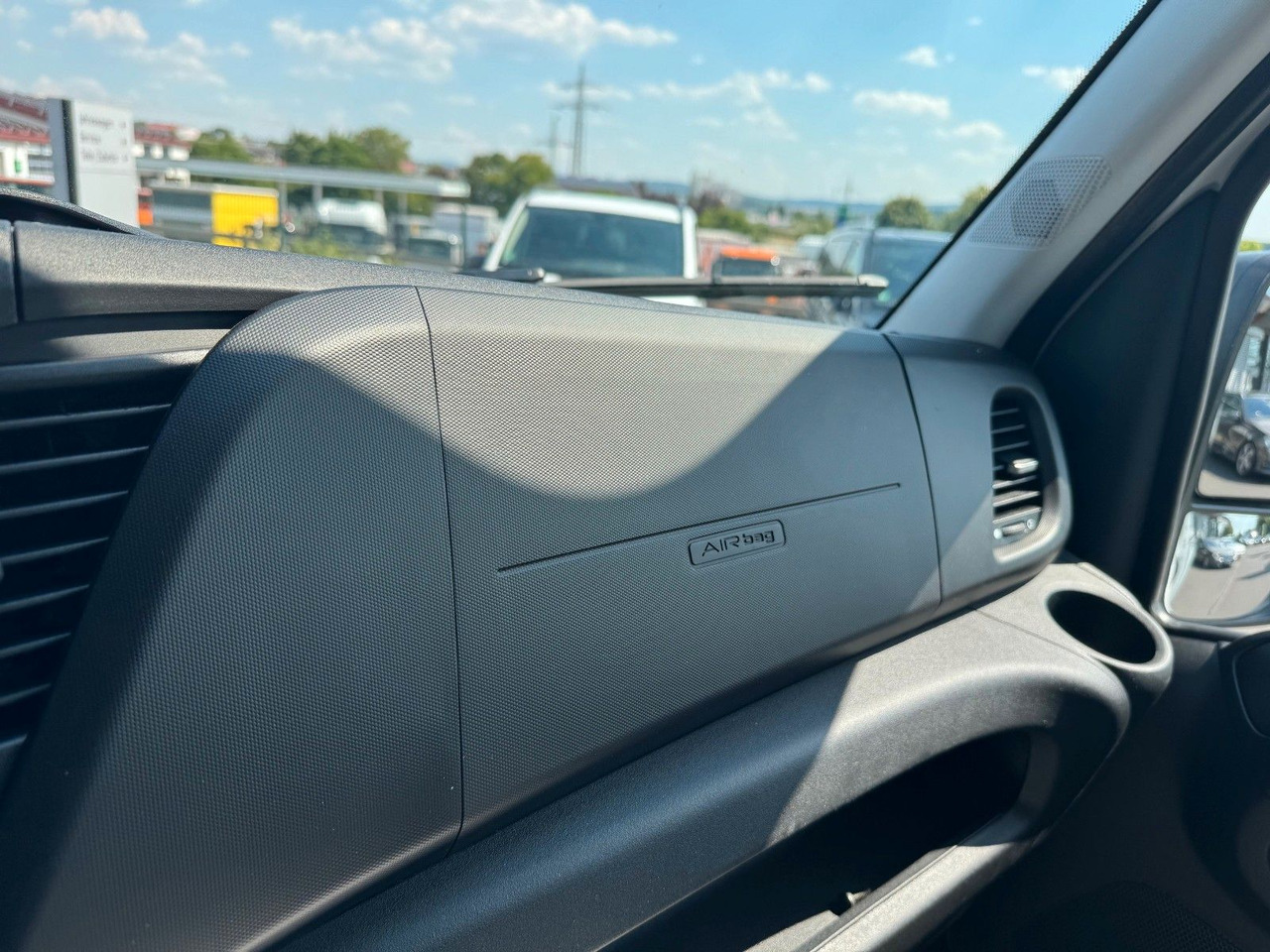 Leasing financiero de Iveco Daily 35S16 3.0L Kipper *R3.450mm*AHK*Automatik* leasing Iveco Daily 35S16 3.0L Kipper *R3.450mm*AHK*Automatik*: foto 14 Leasing financiero de Iveco Daily 35S16 3.0L Kipper *R3.450mm*AHK*Automatik* leasing Iveco Daily 35S16 3.0L Kipper *R3.450mm*AHK*Automatik*: foto 14