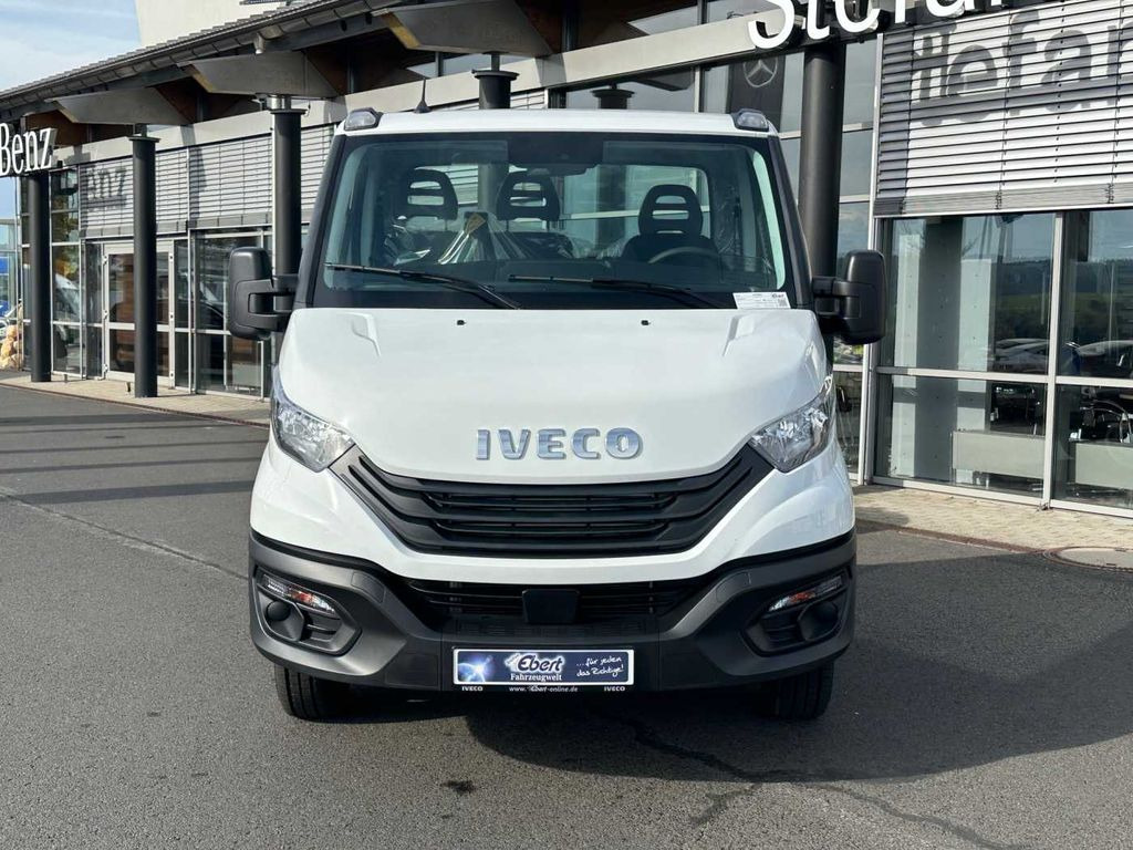 Iveco Daily 50C18 3.0L *R3750mm*Navi*Klima* 3x - Chasis camión: foto 2 Iveco Daily 50C18 3.0L *R3750mm*Navi*Klima* 3x - Chasis camión: foto 2