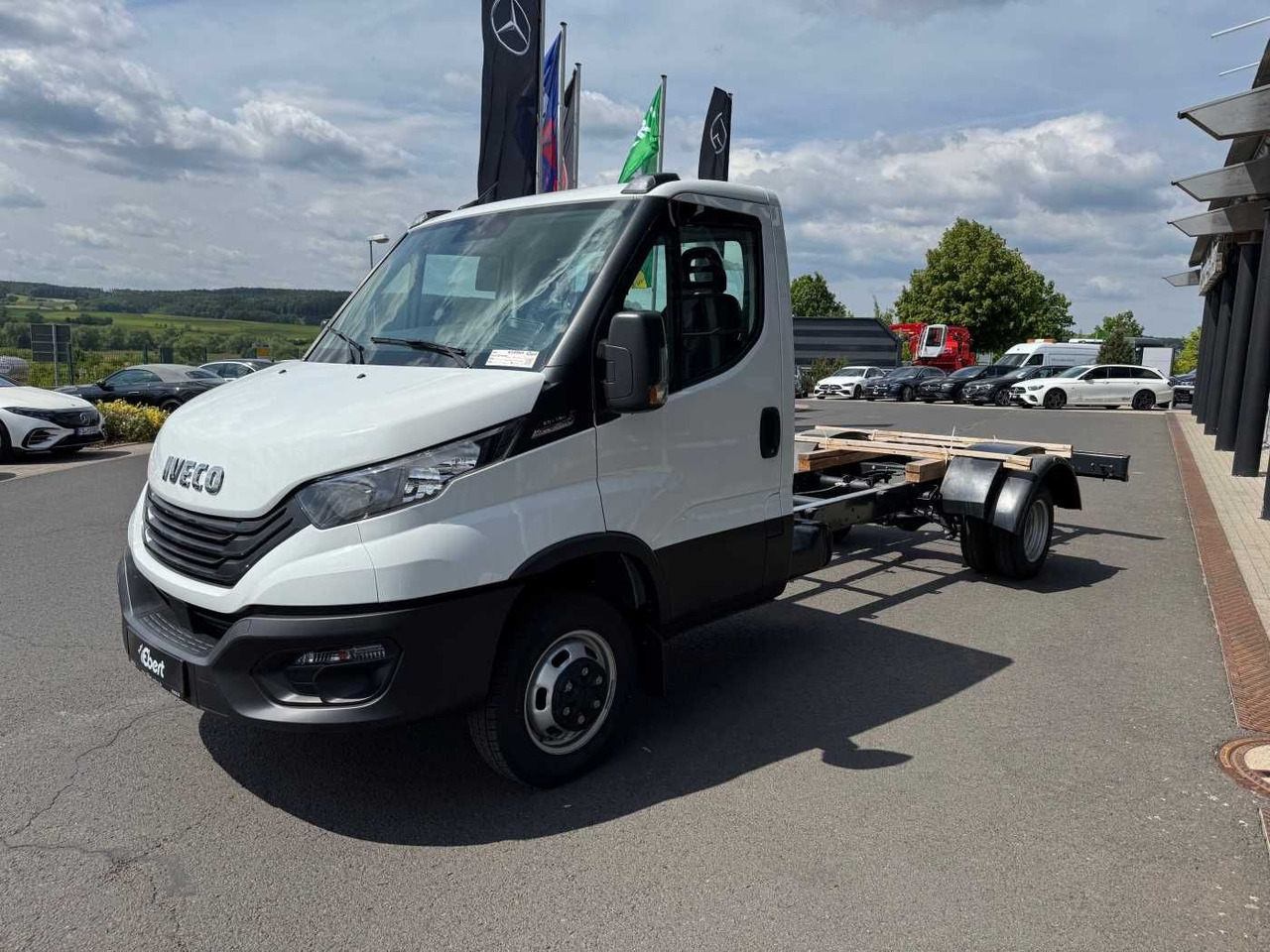 Iveco Daily 50C18 HA8 3.0L  *R4.350mm*Klima*Automatik* - Chasis camión: foto 3 Iveco Daily 50C18 HA8 3.0L  *R4.350mm*Klima*Automatik* - Chasis camión: foto 3