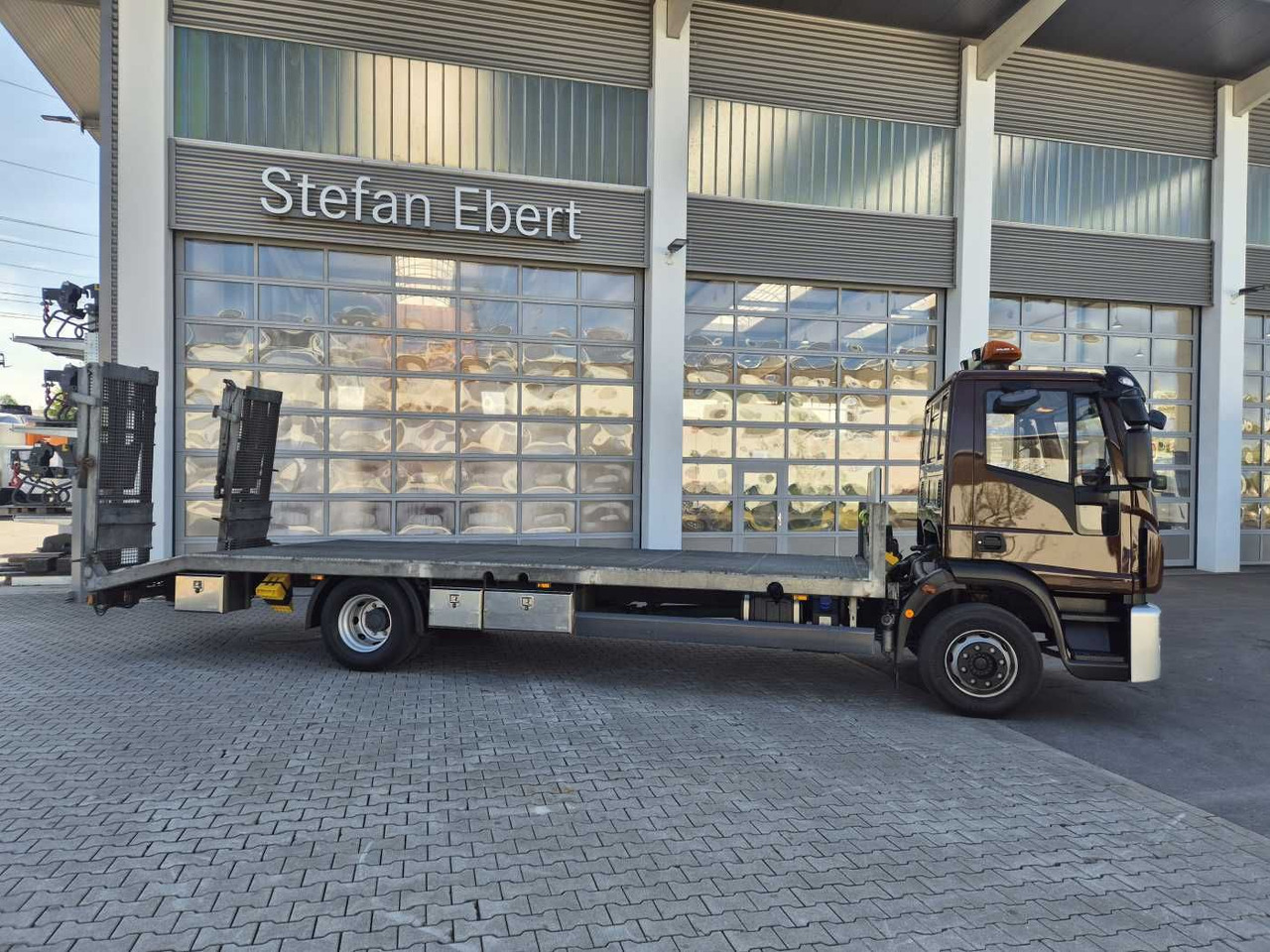 Iveco Eurocargo ML140E25/P Maschinentransporter Winde - Portavehículos camión: foto 5 Iveco Eurocargo ML140E25/P Maschinentransporter Winde - Portavehículos camión: foto 5