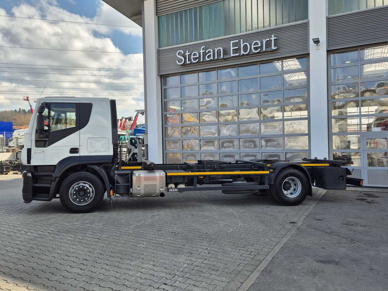 Iveco Stralis AT190S31/P BDF Klima Standh. AHK Bett - Portacontenedore/ Intercambiable camión: foto 5 Iveco Stralis AT190S31/P BDF Klima Standh. AHK Bett - Portacontenedore/ Intercambiable camión: foto 5