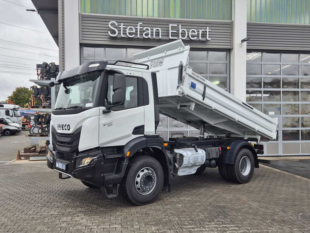 Iveco X-Way AD200X48 HR OFF 4x2 Meiller Intarder 2x - Volquete camión: foto 1 Iveco X-Way AD200X48 HR OFF 4x2 Meiller Intarder 2x - Volquete camión: foto 1
