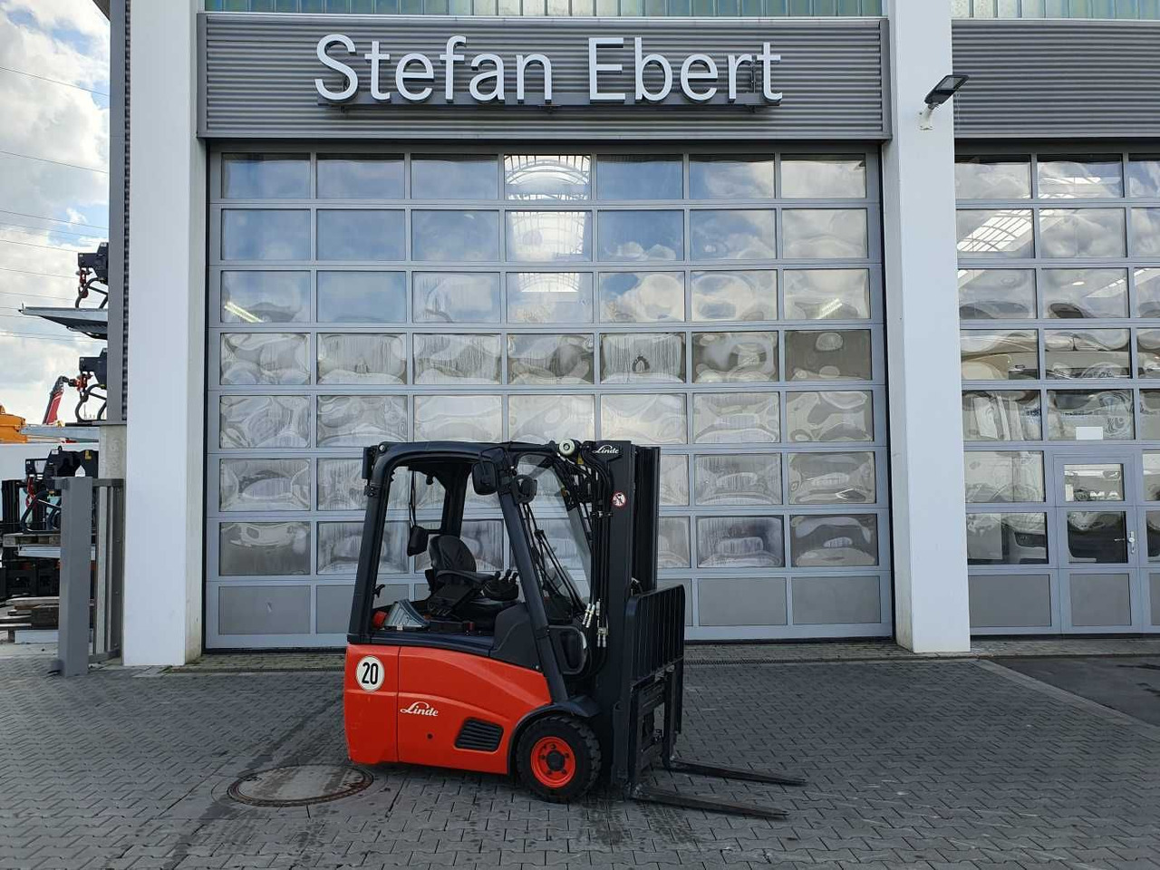 Linde E14 - 01 / 2024 / Duplex: 4.10m! / SS / nur 534h - Carretilla elevadora eléctrica: foto 1 Linde E14 - 01 / 2024 / Duplex: 4.10m! / SS / nur 534h - Carretilla elevadora eléctrica: foto 1