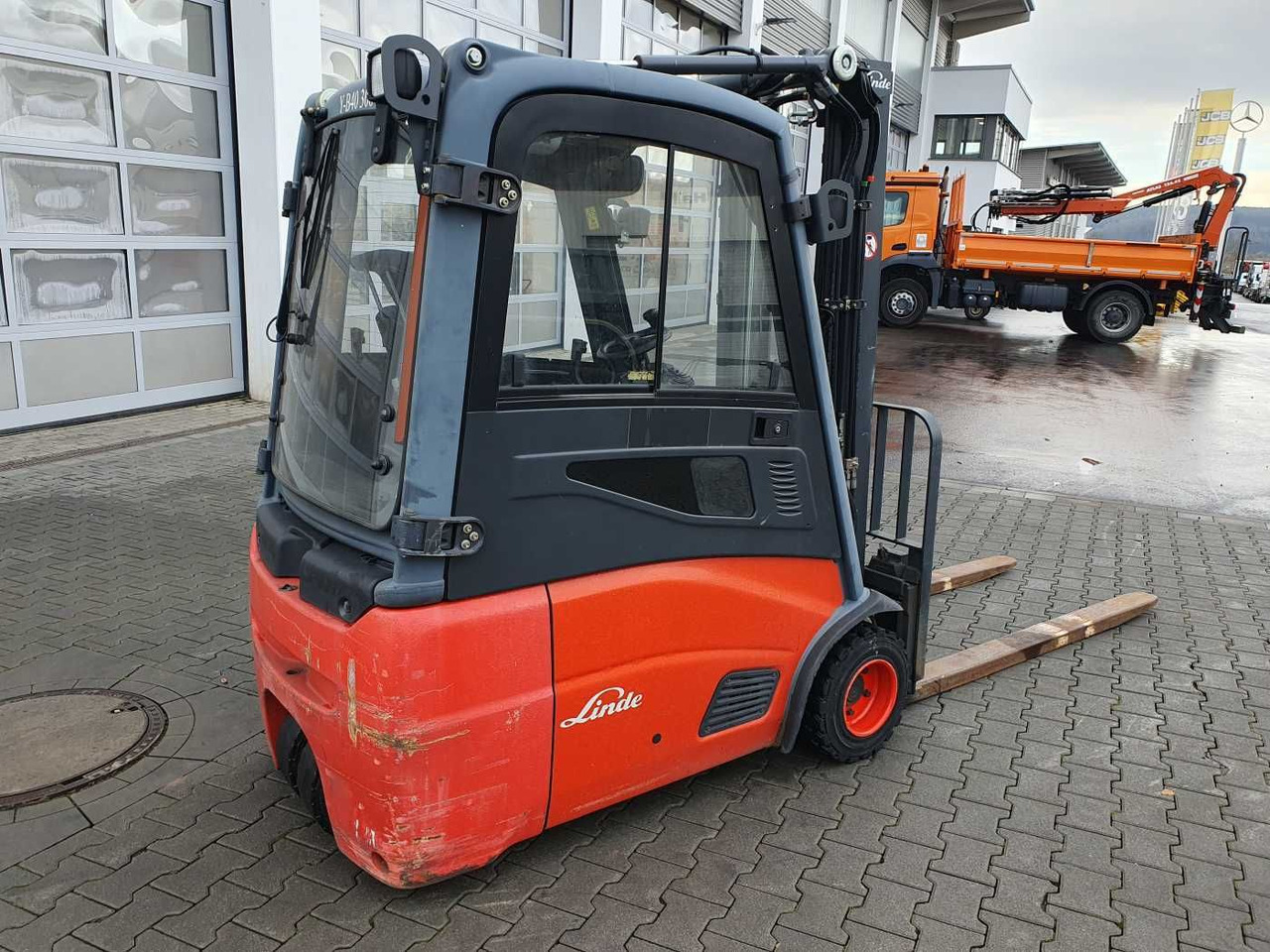 Linde E18 - 01 / Triplex: 4.50m! / SS / nur 5.672h! - Carretilla elevadora eléctrica: foto 4 Linde E18 - 01 / Triplex: 4.50m! / SS / nur 5.672h! - Carretilla elevadora eléctrica: foto 4