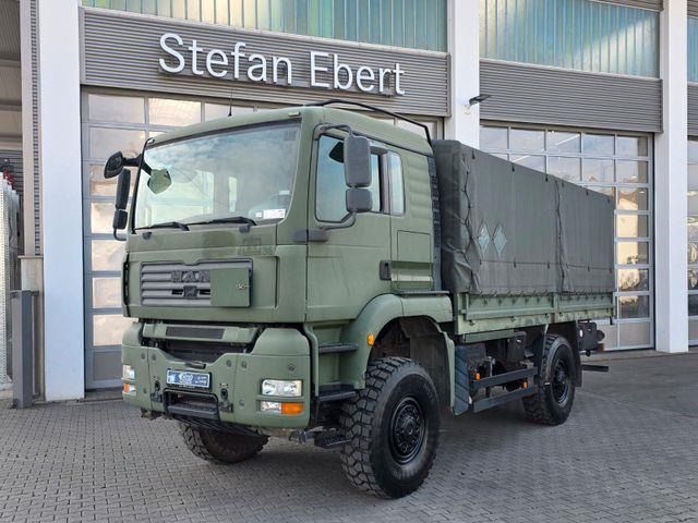 MAN TGA 18.360 4x4 BB 3 Sitze Schalter Expedition - Camión lona: foto 1 MAN TGA 18.360 4x4 BB 3 Sitze Schalter Expedition - Camión lona: foto 1