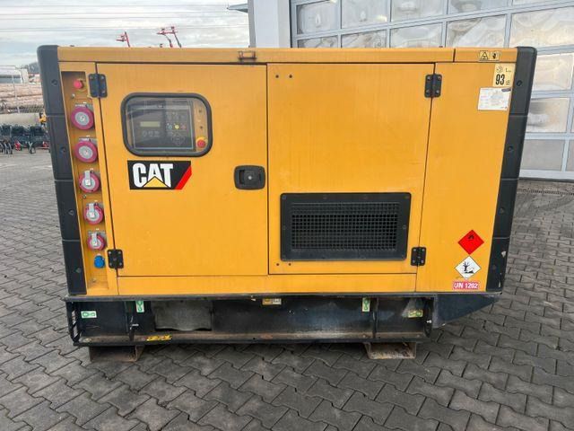 Cat DE65E3 / Stromerzeuger / 60KVA / 2017 / 17.917h - Maquinaria de construcción: foto 2 Cat DE65E3 / Stromerzeuger / 60KVA / 2017 / 17.917h - Maquinaria de construcción: foto 2
