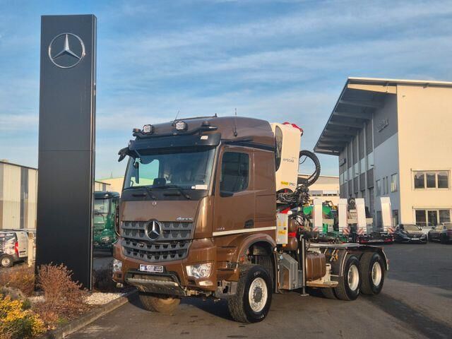 Mercedes-Benz Arocs 3351 LS 6x6 Palfinger S260Z96 Y Crane - Camión forestal: foto 3 Mercedes-Benz Arocs 3351 LS 6x6 Palfinger S260Z96 Y Crane - Camión forestal: foto 3