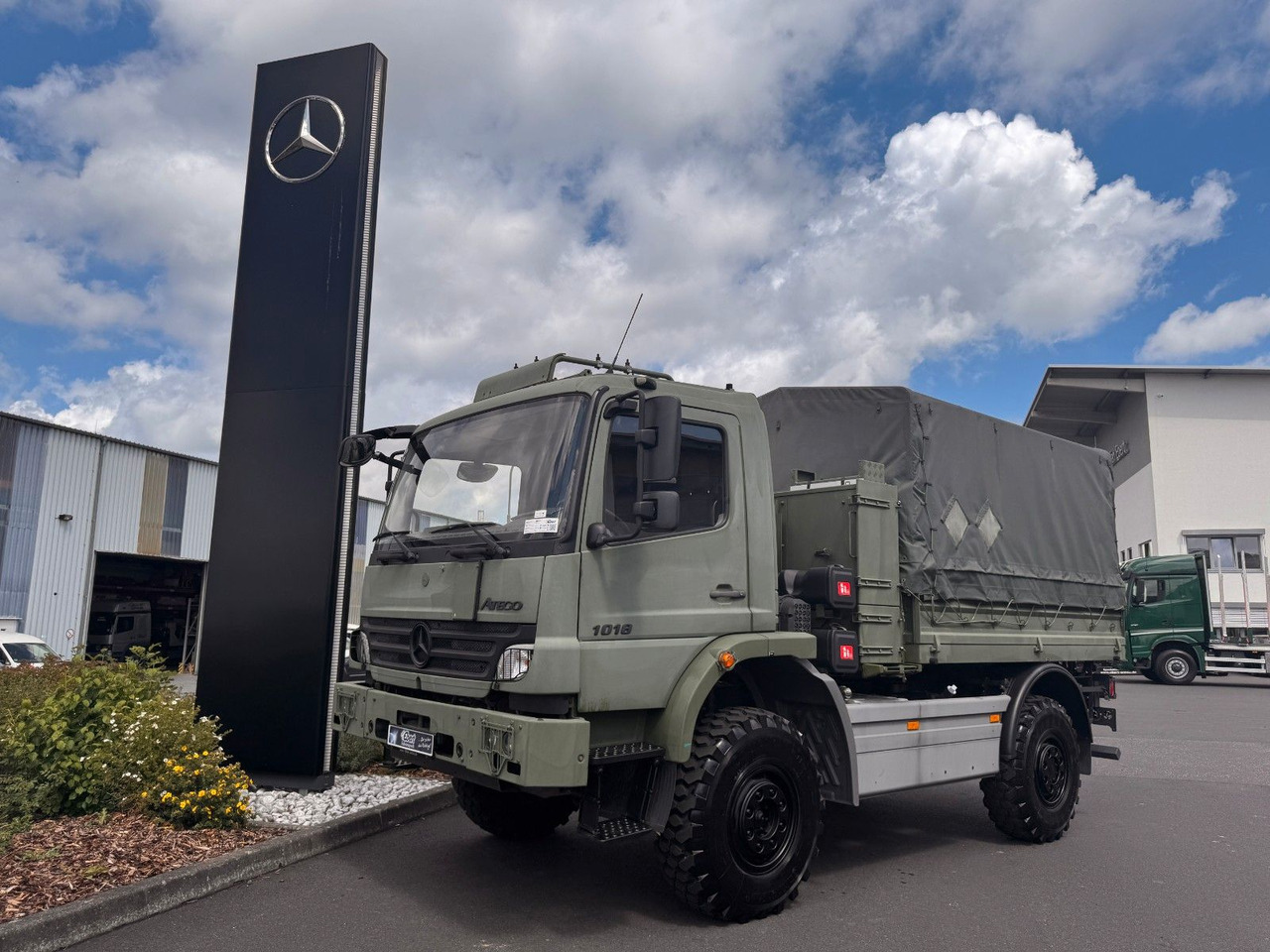 Mercedes-Benz Atego 1018 A 4x4 Singlebereifung 7 Stück vorh. - Camión lona: foto 2 Mercedes-Benz Atego 1018 A 4x4 Singlebereifung 7 Stück vorh. - Camión lona: foto 2
