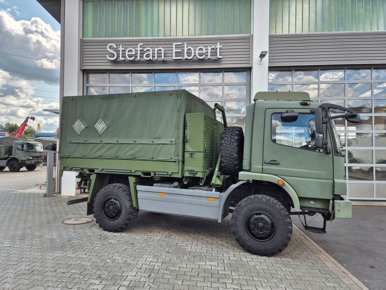 Mercedes-Benz Atego 1018 A 4x4 Singlebereifung 7 Stück vorh. - Camión lona: foto 5 Mercedes-Benz Atego 1018 A 4x4 Singlebereifung 7 Stück vorh. - Camión lona: foto 5