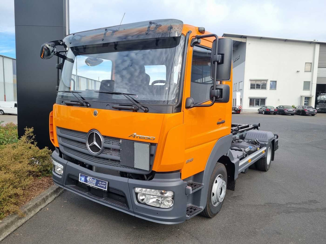 Mercedes-Benz Atego 818 K 4x2 HIAB XR5S3650 AHK Klima - Multibasculante camión: foto 2 Mercedes-Benz Atego 818 K 4x2 HIAB XR5S3650 AHK Klima - Multibasculante camión: foto 2