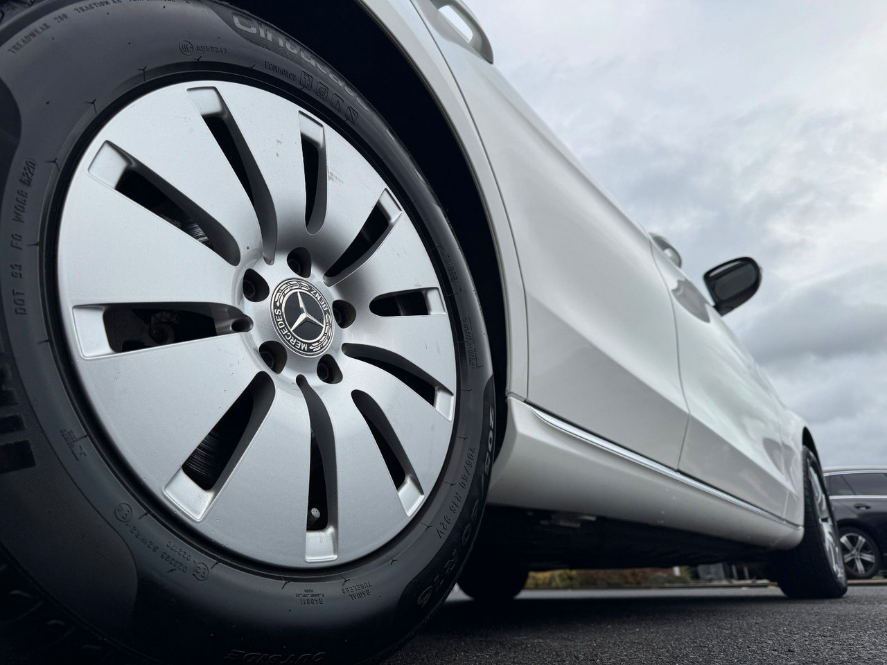 Mercedes-Benz C 180d T LED+RKamera+SHZ+DAB - Coche familiar: foto 5 Mercedes-Benz C 180d T LED+RKamera+SHZ+DAB - Coche familiar: foto 5