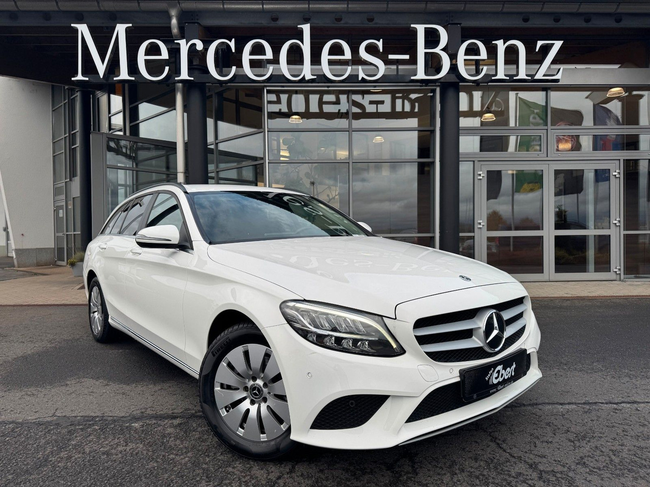 Mercedes-Benz C 180d T LED+RKamera+SHZ+DAB - Coche familiar: foto 1 Mercedes-Benz C 180d T LED+RKamera+SHZ+DAB - Coche familiar: foto 1