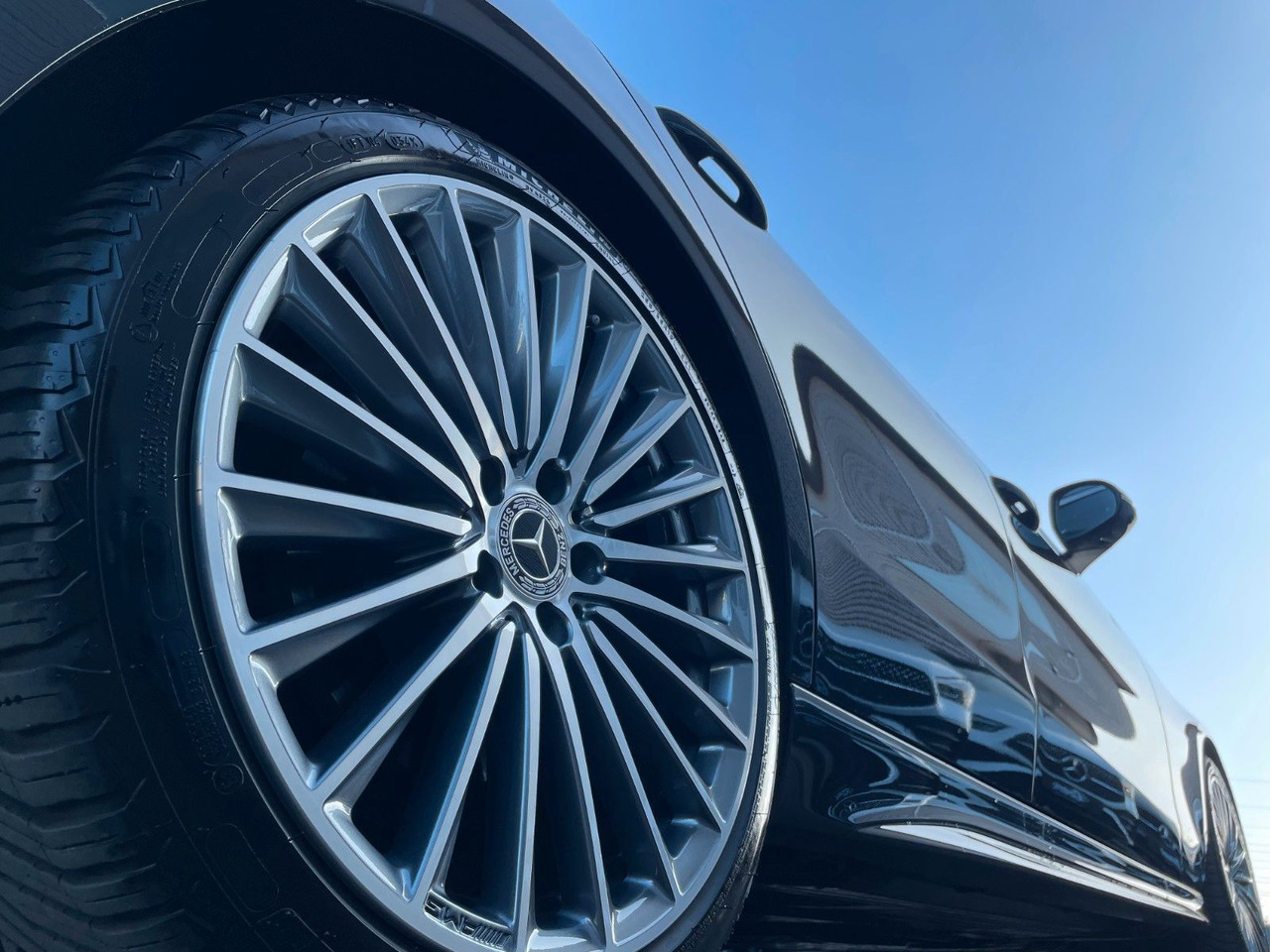 Mercedes-Benz C 200 4M AMG Pano+AHK+360°+Digital+Ambiente - Sedan: foto 5 Mercedes-Benz C 200 4M AMG Pano+AHK+360°+Digital+Ambiente - Sedan: foto 5